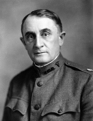 Portret: Charles H. Mayo